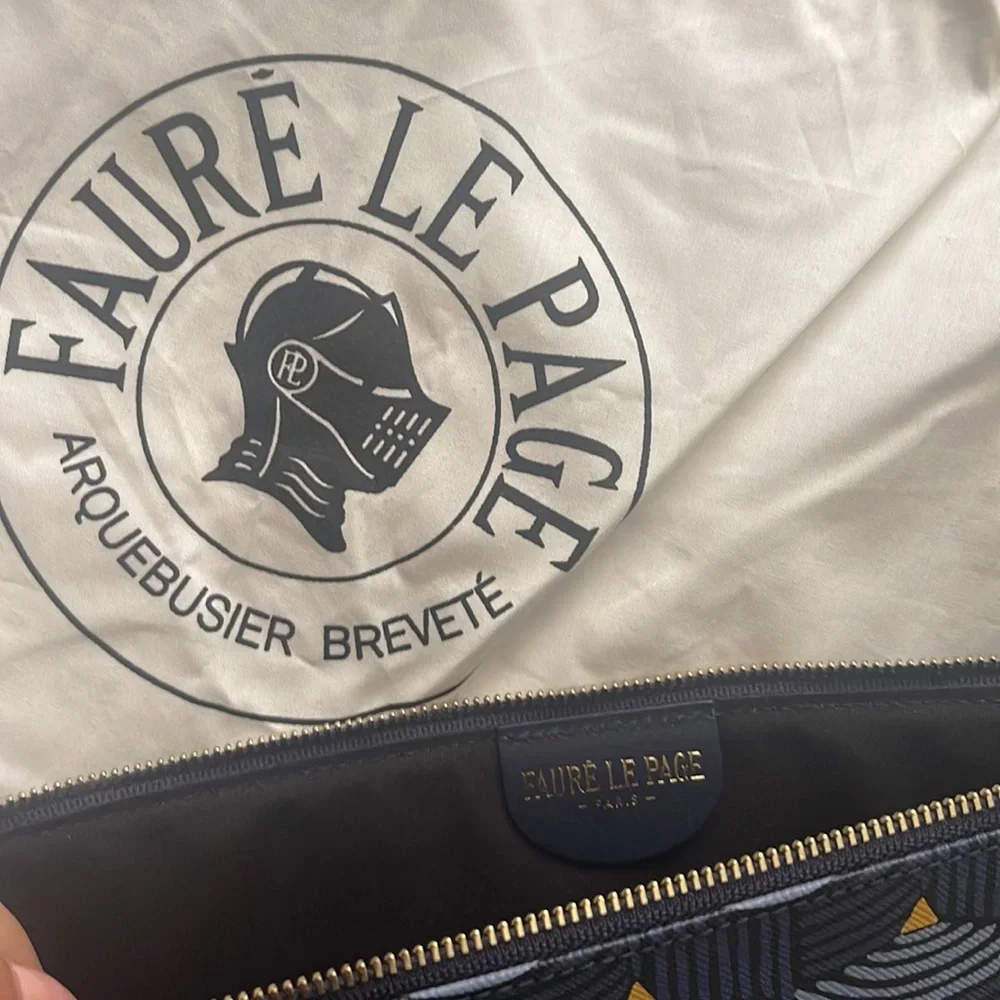 AUTHENTIC FAURE LE PAGE POCHETTE ZIP 29 in large scale Navy